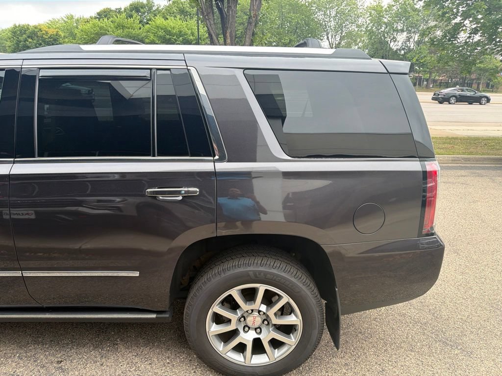 Used 2017 GMC Yukon Denali AWD/4WD image 4