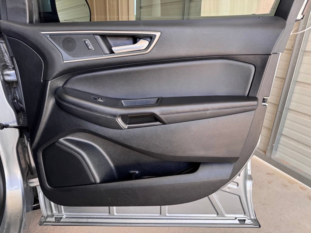 Used 2024 Ford Edge SEL AWD/4WD image 19