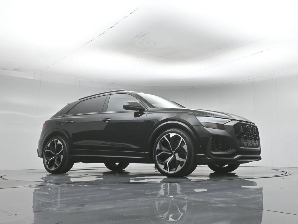 Used 2022 Audi RS Q8 AWD/4WD image 2