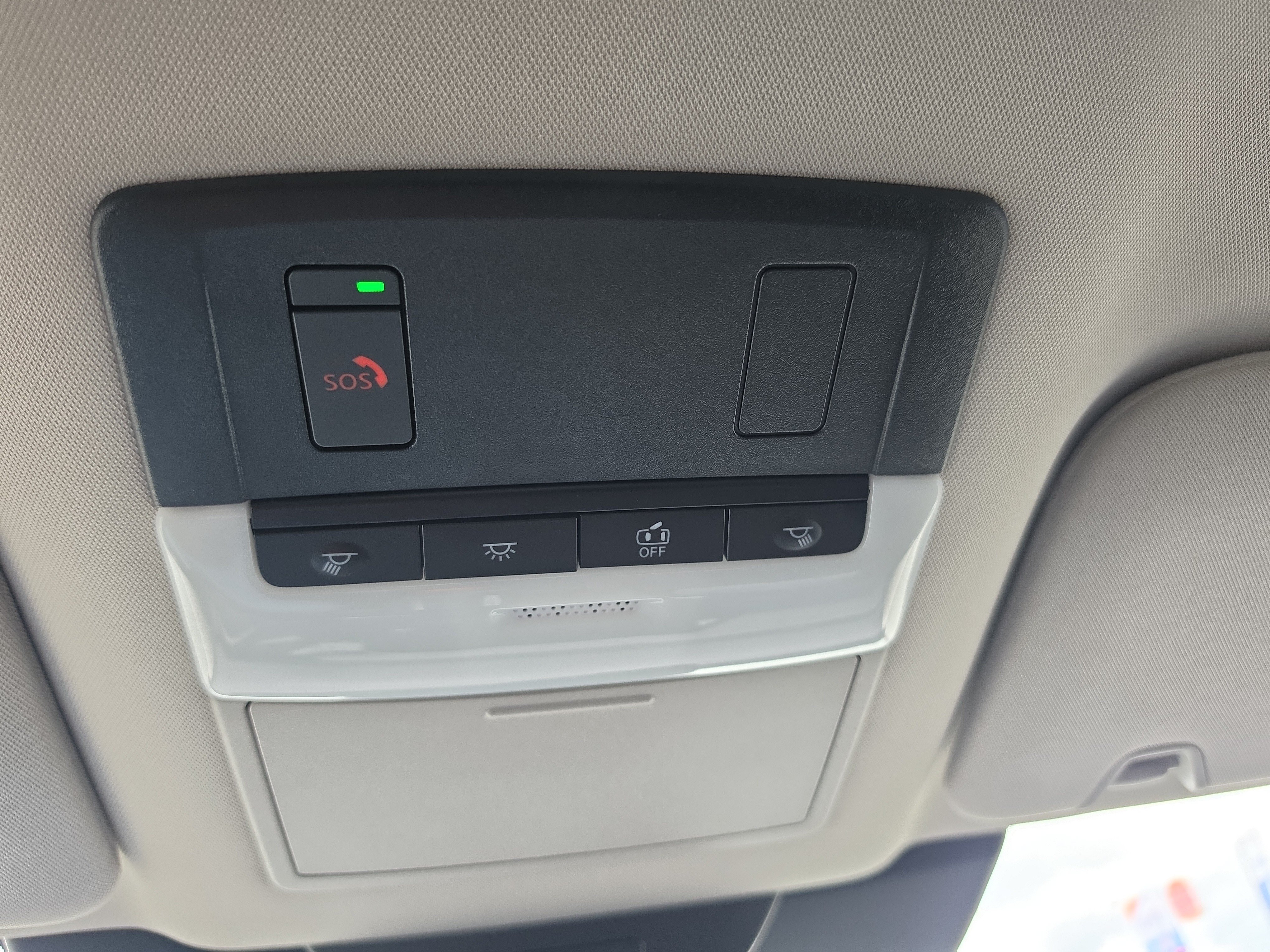 Used 2024 Nissan Pathfinder SV AWD/4WD image 34