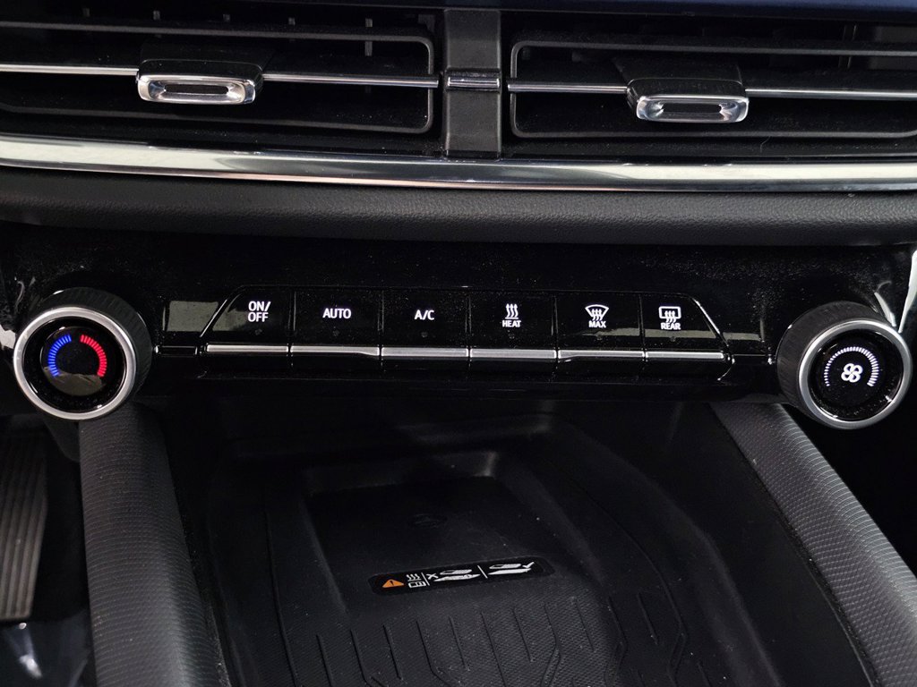 Used 2025 Chevrolet Equinox EV LT w/ Convenience Package FWD image 19