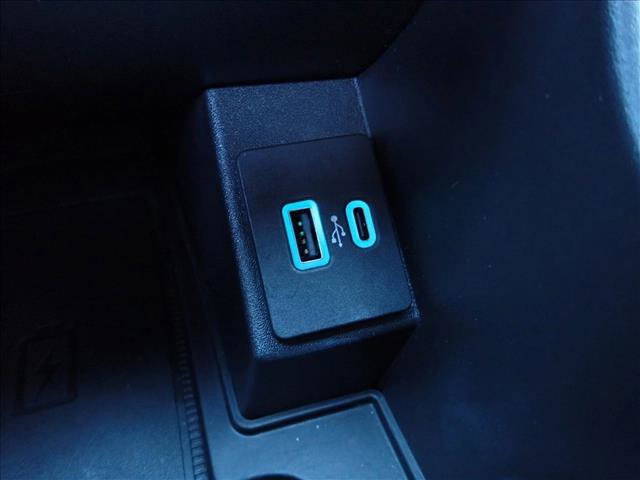 Used 2022 Ford Edge ST-Line image 20