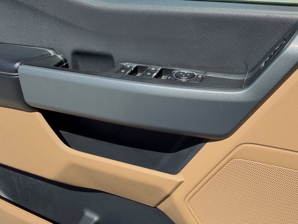 Used 2023 Ford F150 XLT image 11