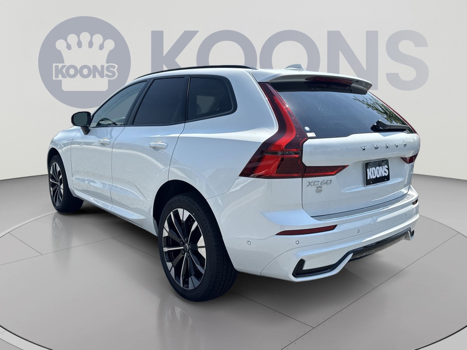 New 2026 Volvo XC60 B5 Plus w/ Protection Package Premier AWD/4WD image 4