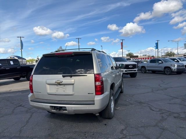 Used 2009 Chevrolet Tahoe LT w/ Luxury Package AWD/4WD image 7