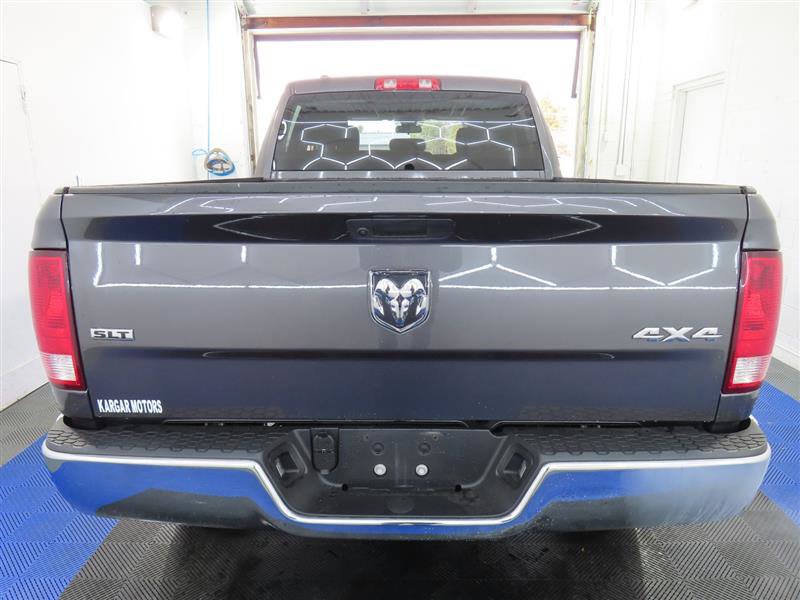 Used 2024 RAM 1500 Classic SLT AWD/4WD image 11