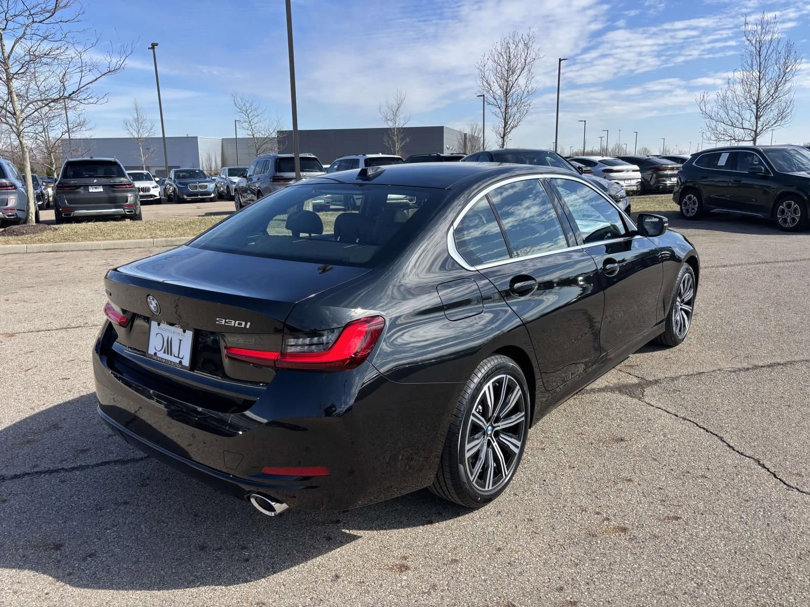 New 2026 BMW 330i xDrive Sedan w/ Premium Package AWD/4WD image 7