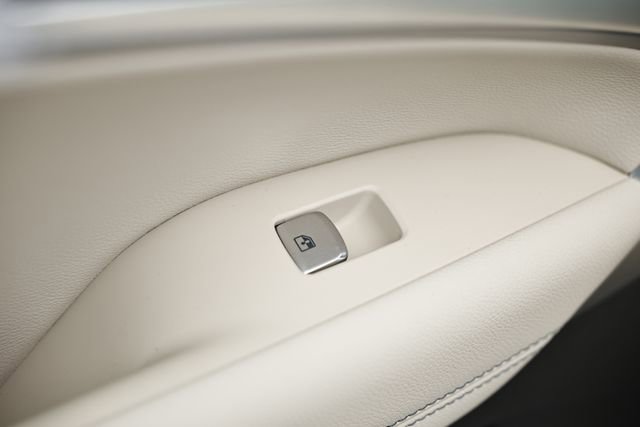 Used 2026 Genesis G70 2.5T image 22