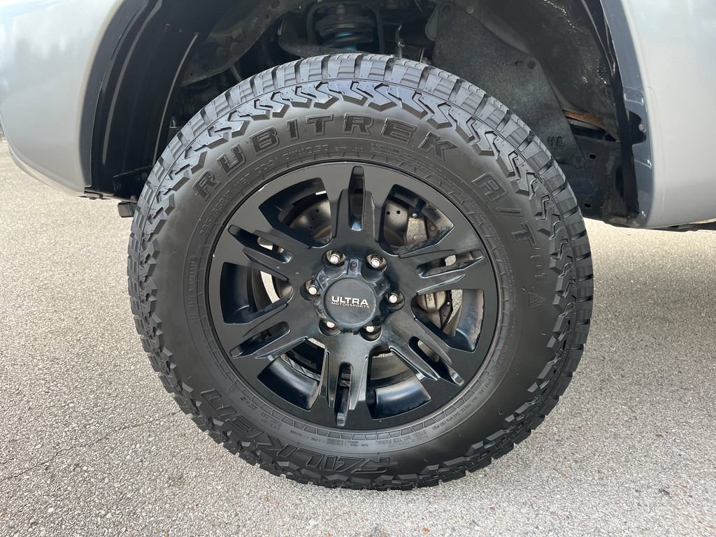 Used 2015 Toyota Tacoma PreRunner w/ TRD Sport Package RWD image 28