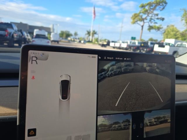 Used 2023 Tesla Model Y Long Range image 12