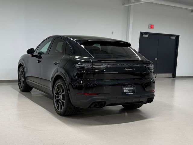 Certified 2023 Porsche Cayenne S image 3