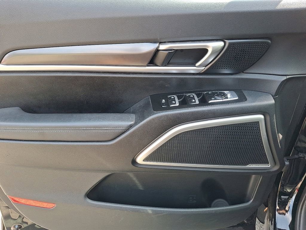 Used 2023 Kia Telluride S w/ S Sunroof Package image 13