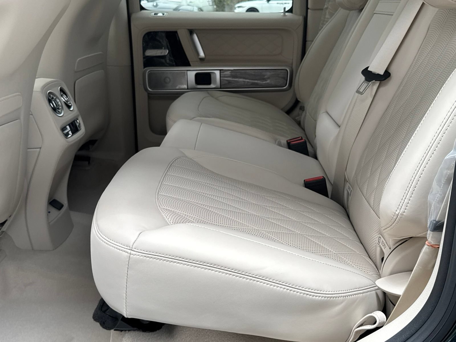 New 2026 Mercedes-Benz G 63 AMG 4MATIC image 30