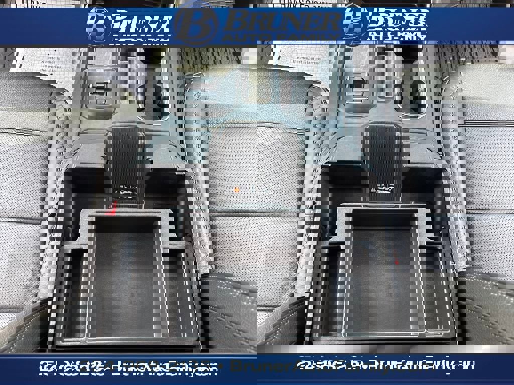 Used 2024 GMC Sierra 3500 Denali w/ Denali Reserve Package image 22