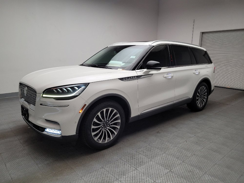 Used 2021 Lincoln Aviator Reserve w/ Equipment Group 201A image 2