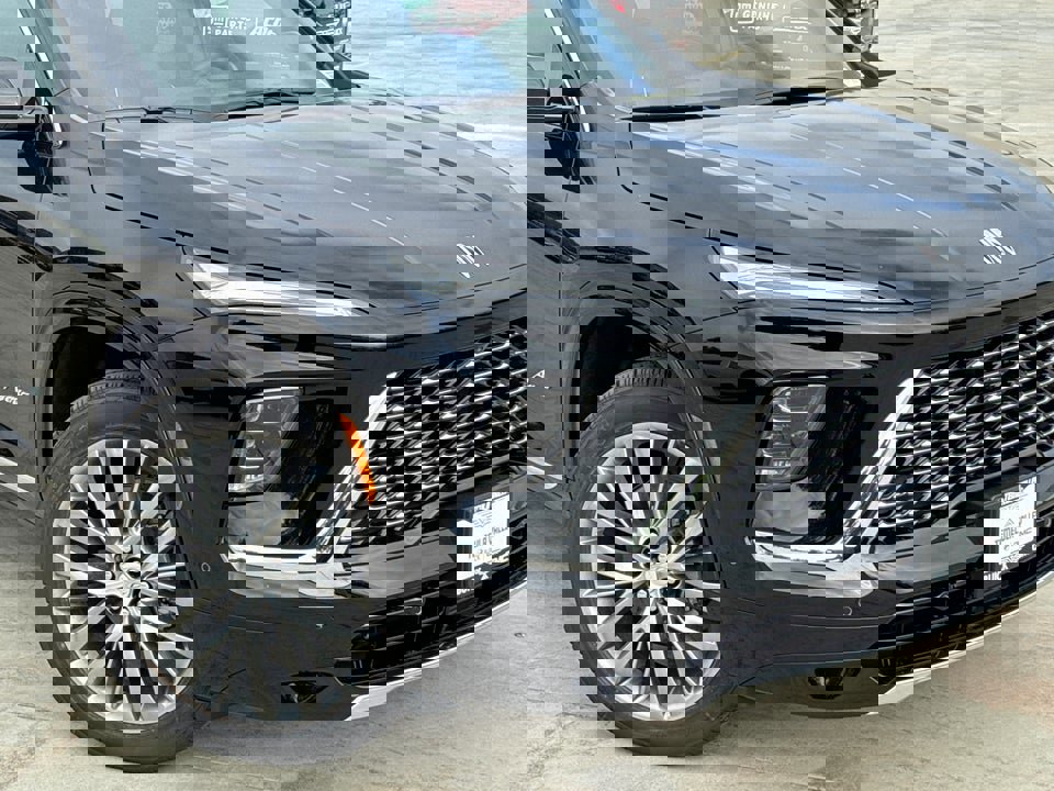 Used 2026 Buick Enclave Avenir w/ Super Cruise Package image 3