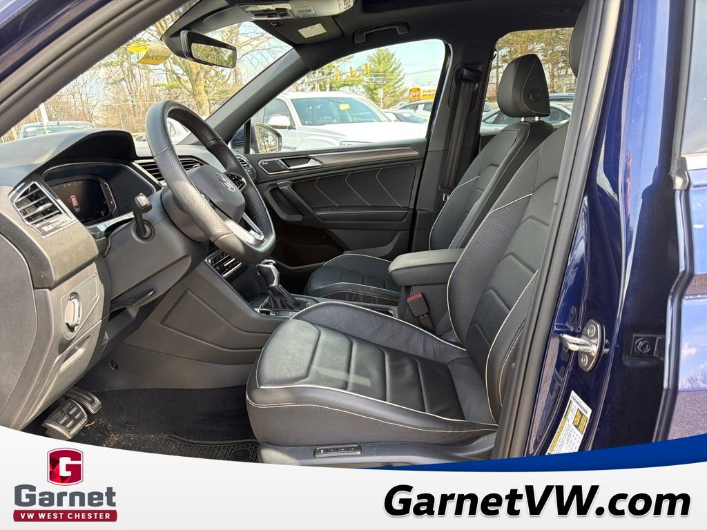 Certified 2023 Volkswagen Tiguan SEL R-Line image 10