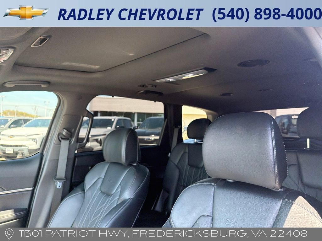 Used 2025 Kia Telluride EX X-Line AWD/4WD image 3