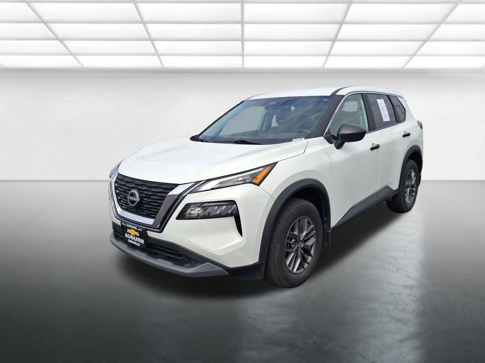 Used 2023 Nissan Rogue S image 7