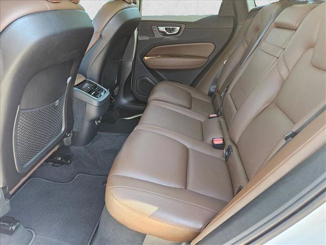 Used 2019 Volvo XC60 T5 Inscription FWD image 18