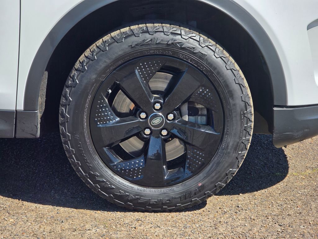 Used 2020 Land Rover Discovery Sport image 28