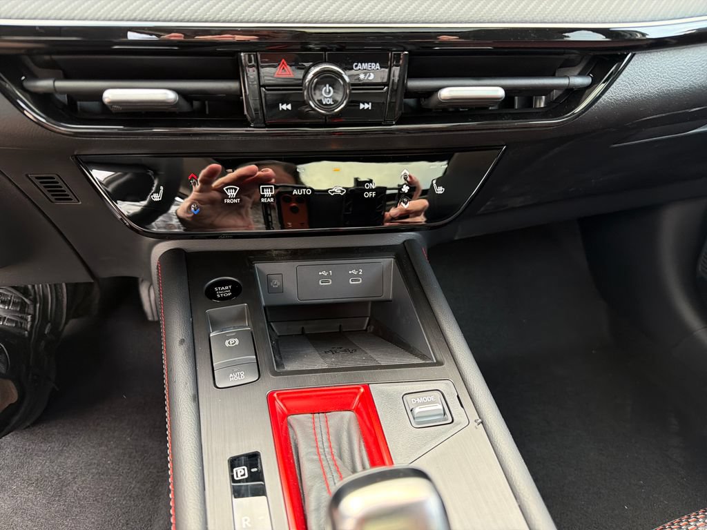 New 2026 Nissan Kicks SR w/ SR Premium Package FWD image 27