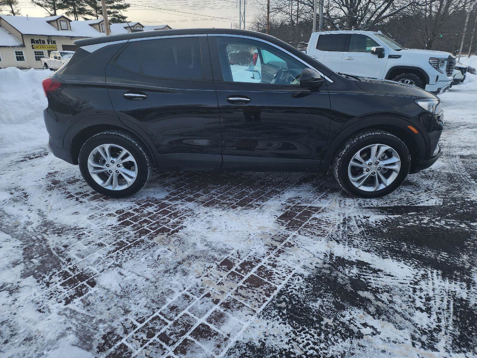 Used 2023 Buick Encore GX Preferred w/ Cold Weather Comfort Package image 7