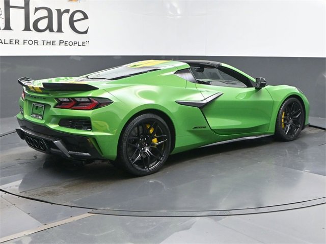 New 2026 Chevrolet Corvette Z06 w/ Stealth Interior Trim Package image 32