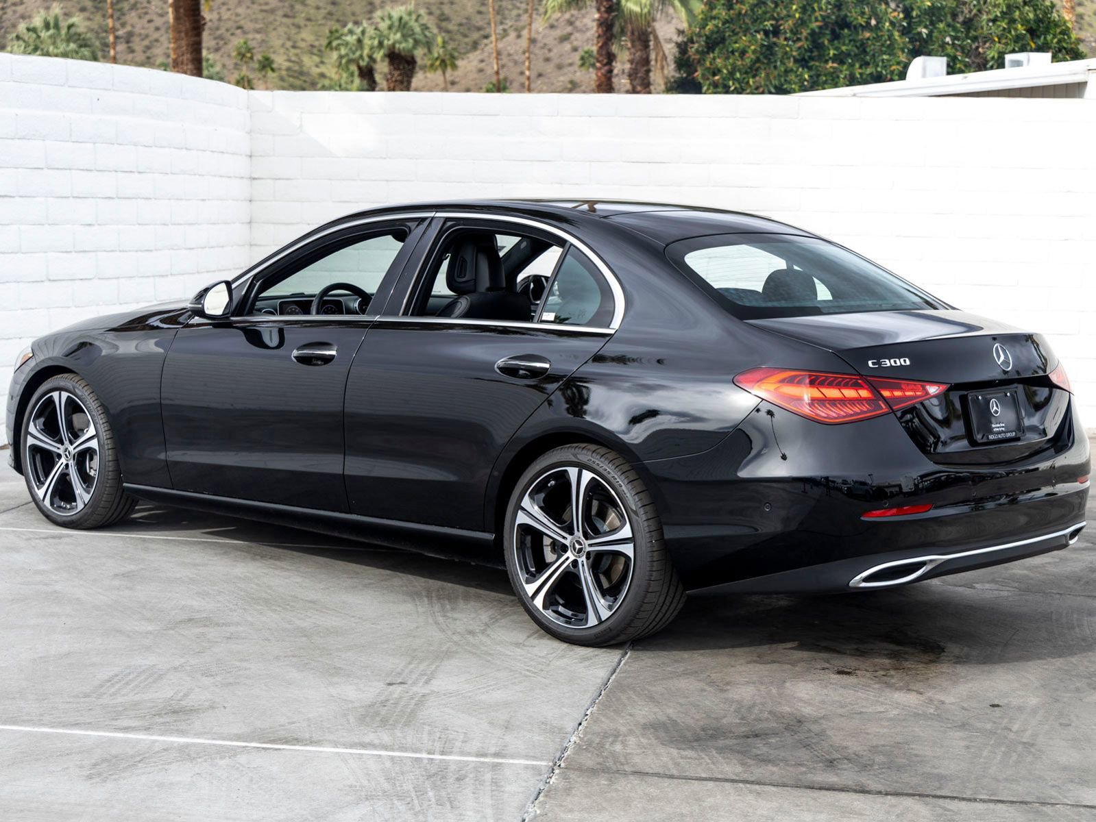 Used 2025 Mercedes-Benz C 300 Sedan image 7