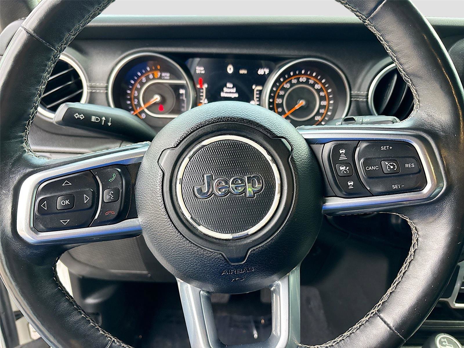 Used 2019 Jeep Wrangler Unlimited Sahara image 12