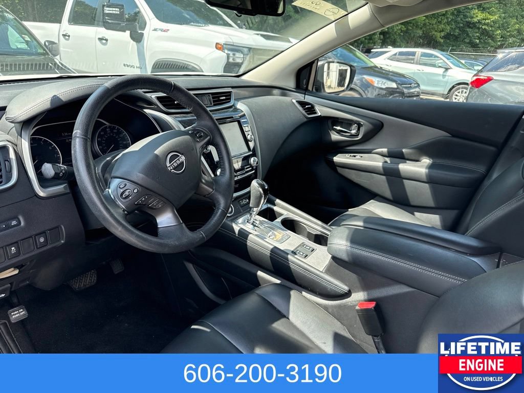 Used 2024 Nissan Murano SV AWD/4WD image 15