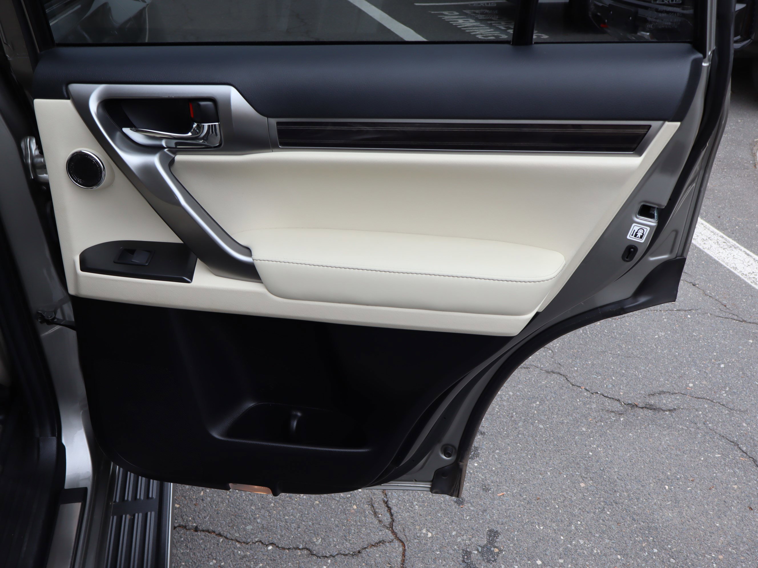 Used 2023 Lexus GX 460 Premium AWD/4WD image 37
