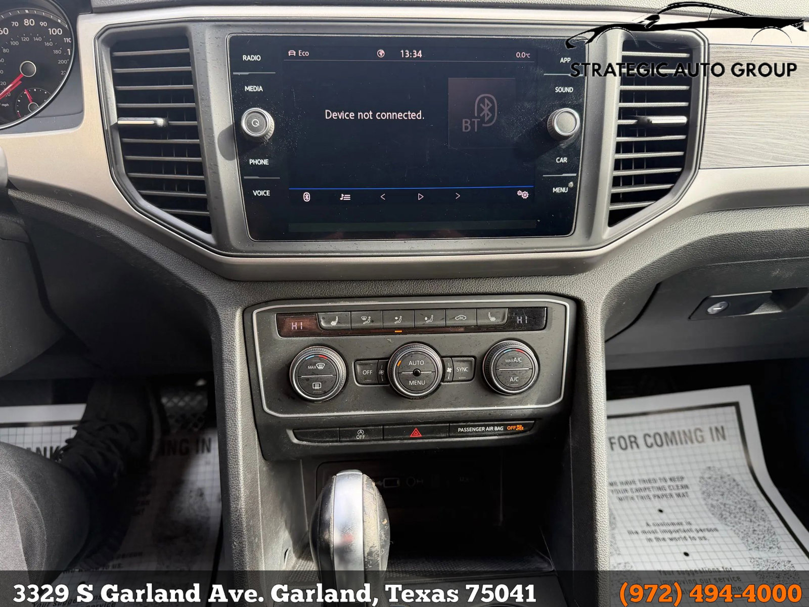 Used 2020 Volkswagen Atlas Cross Sport SE image 13