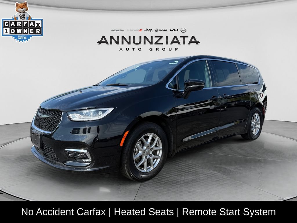 Certified 2025 Chrysler Pacifica Select