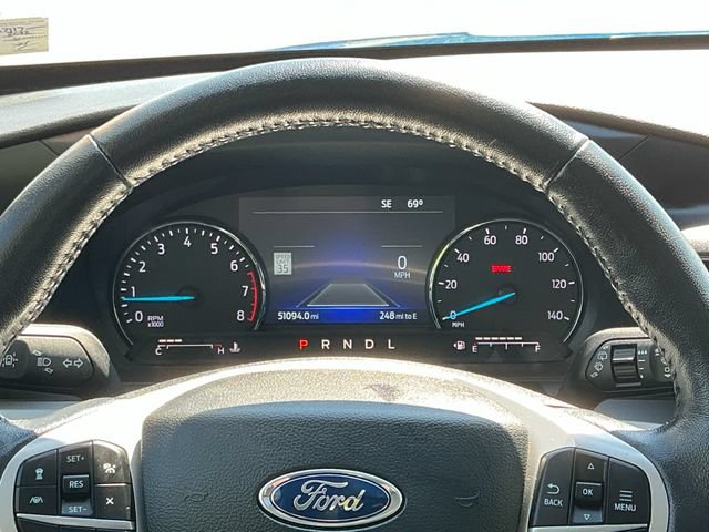 Used 2022 Ford Explorer XLT w/ Equipment Group 202A AWD/4WD image 14