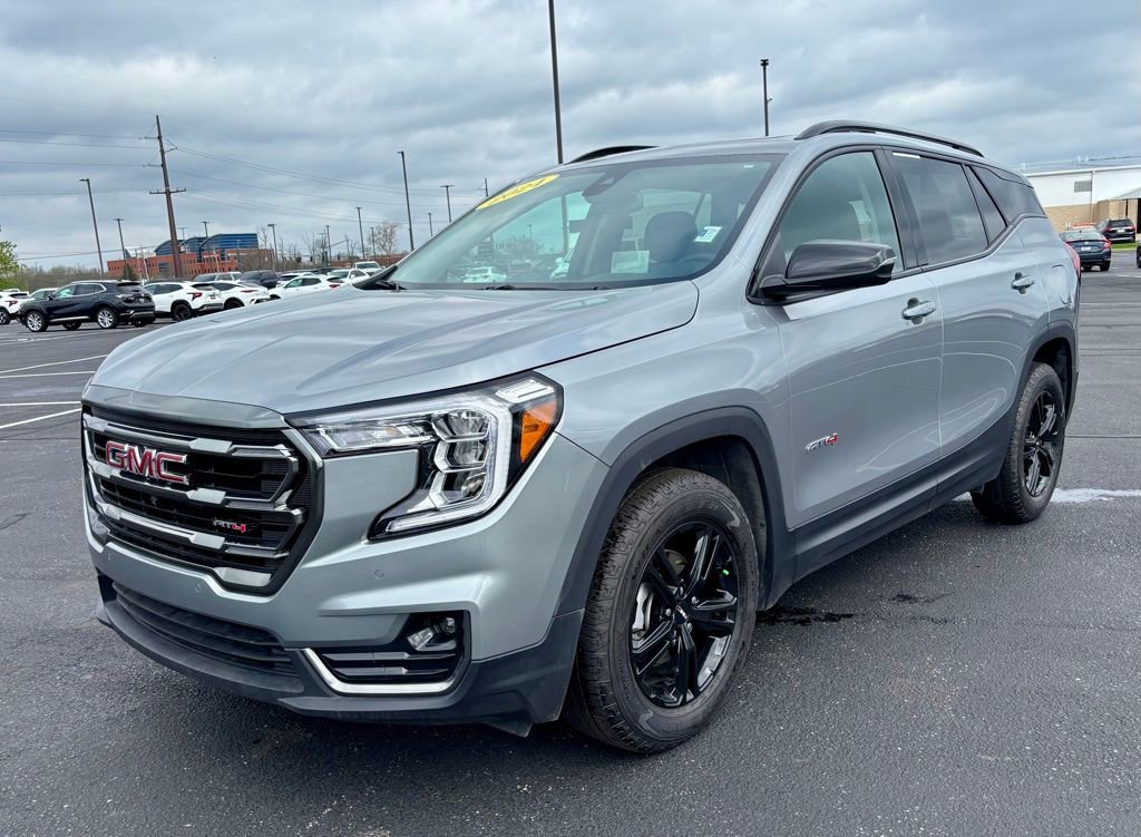Used 2024 GMC Terrain AT4 w/ Infotainment Package II AWD/4WD image 3