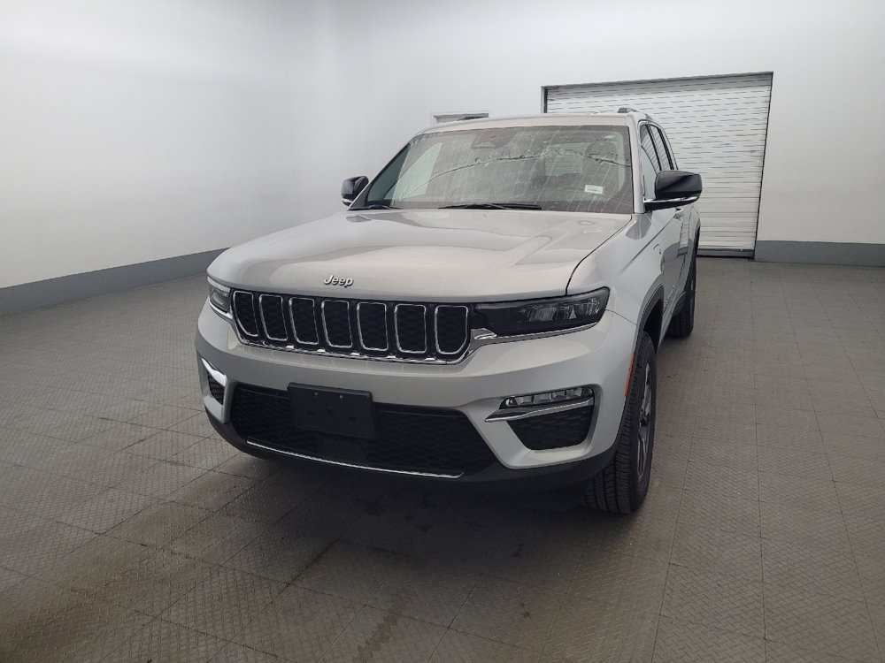 Used 2023 Jeep Grand Cherokee 4WD 4xe image 15
