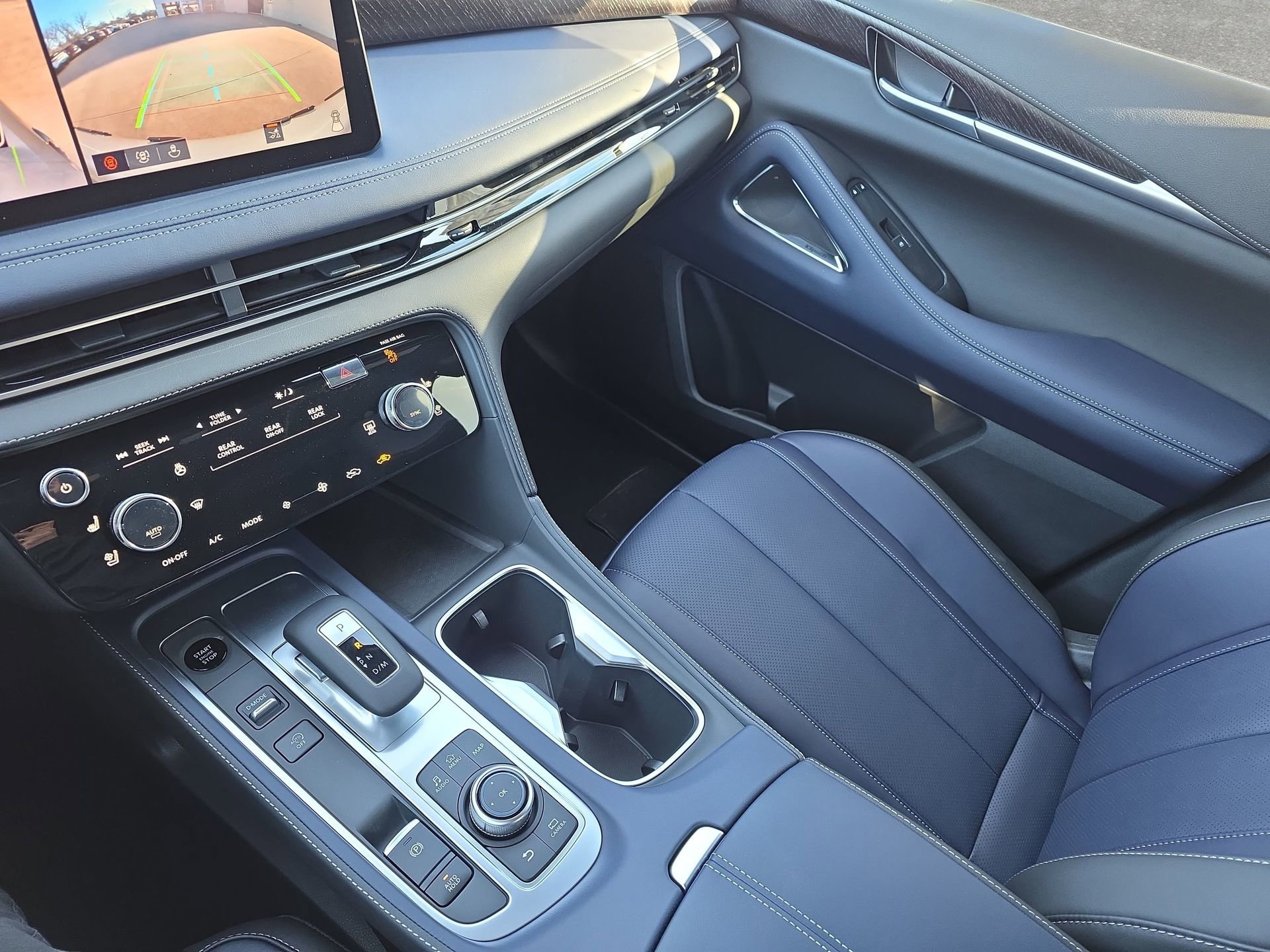 New 2026 INFINITI QX60 Sport w/ Dark Cargo Package image 25