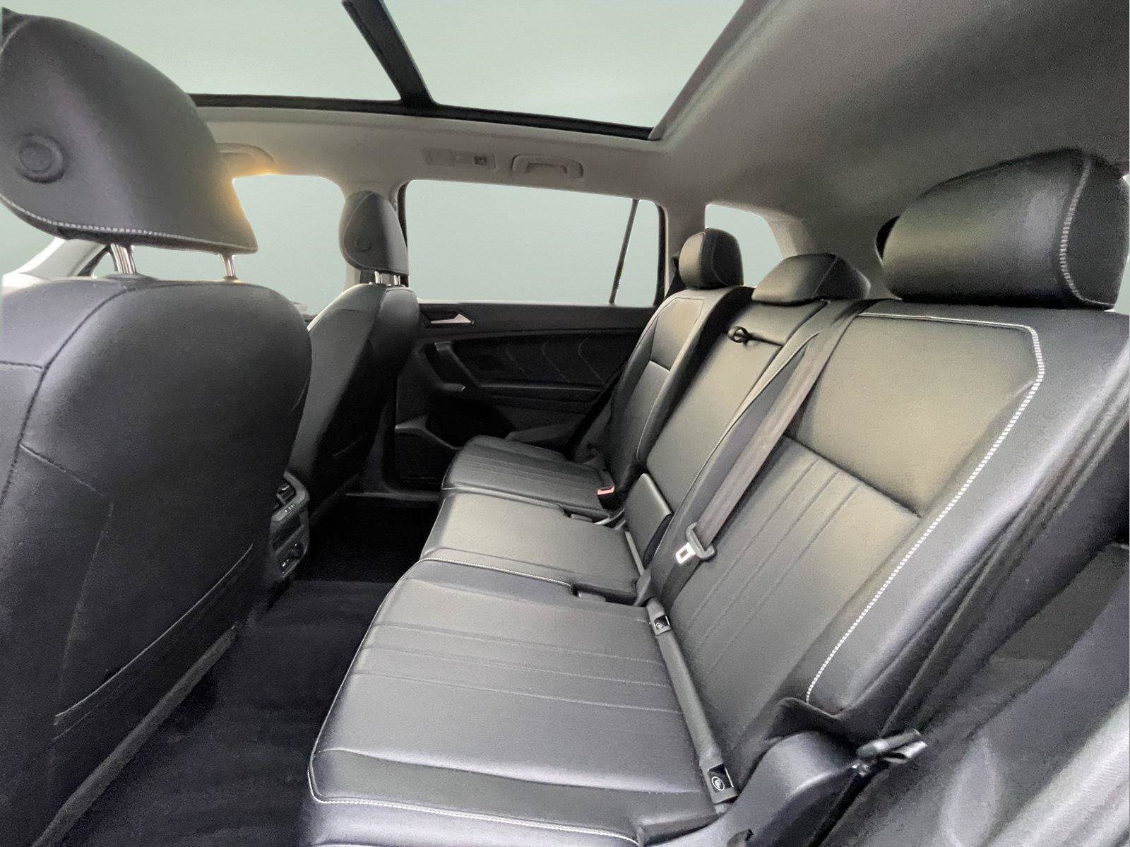 Used 2024 Volkswagen Tiguan SE AWD/4WD image 16