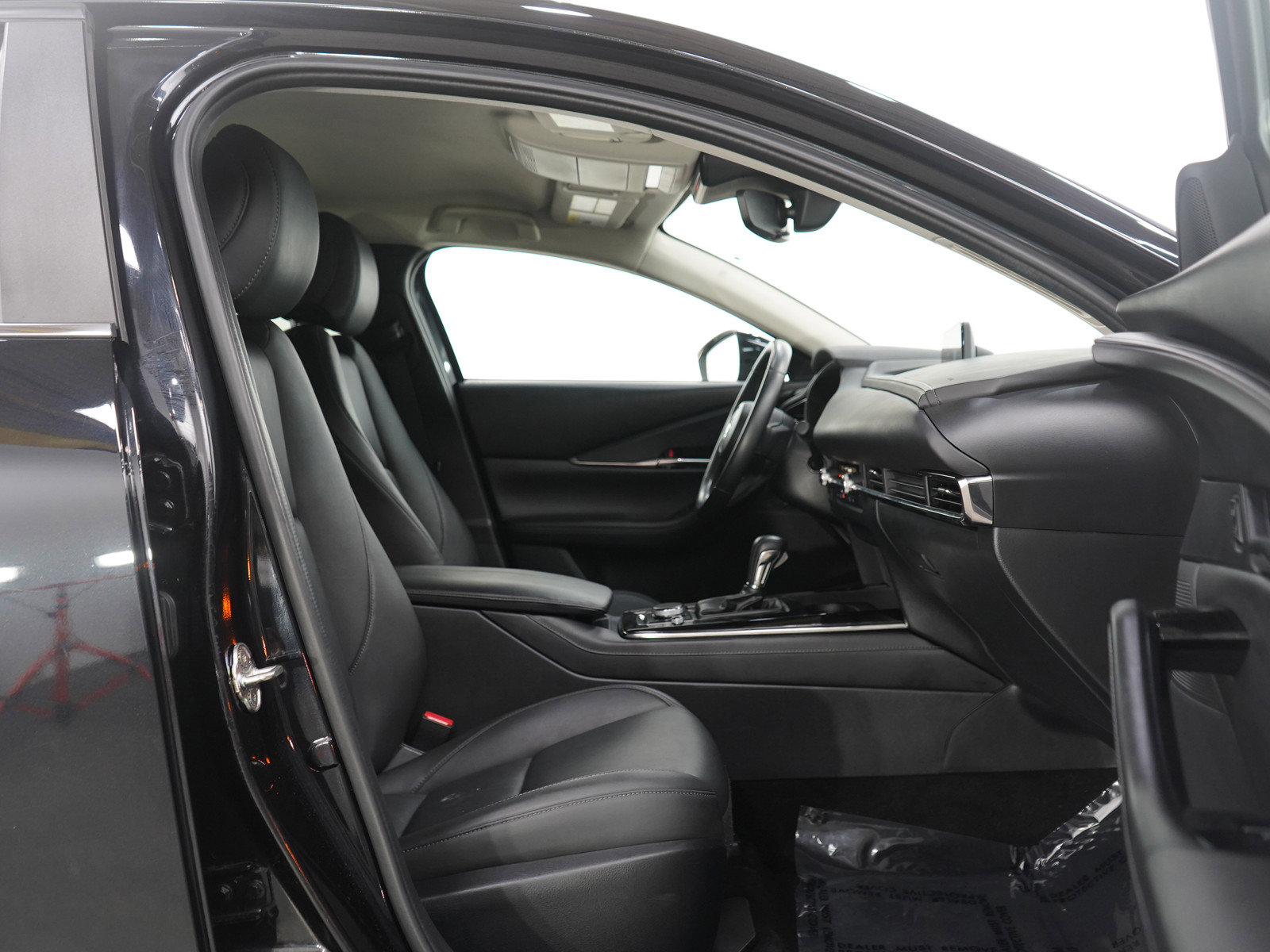 Used 2023 MAZDA CX-30 AWD 2.5 S w/ Preferred Package image 11