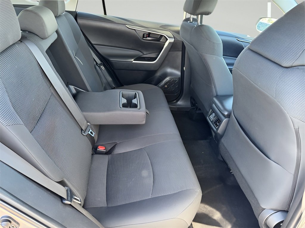 Used 2023 Toyota RAV4 LE image 28