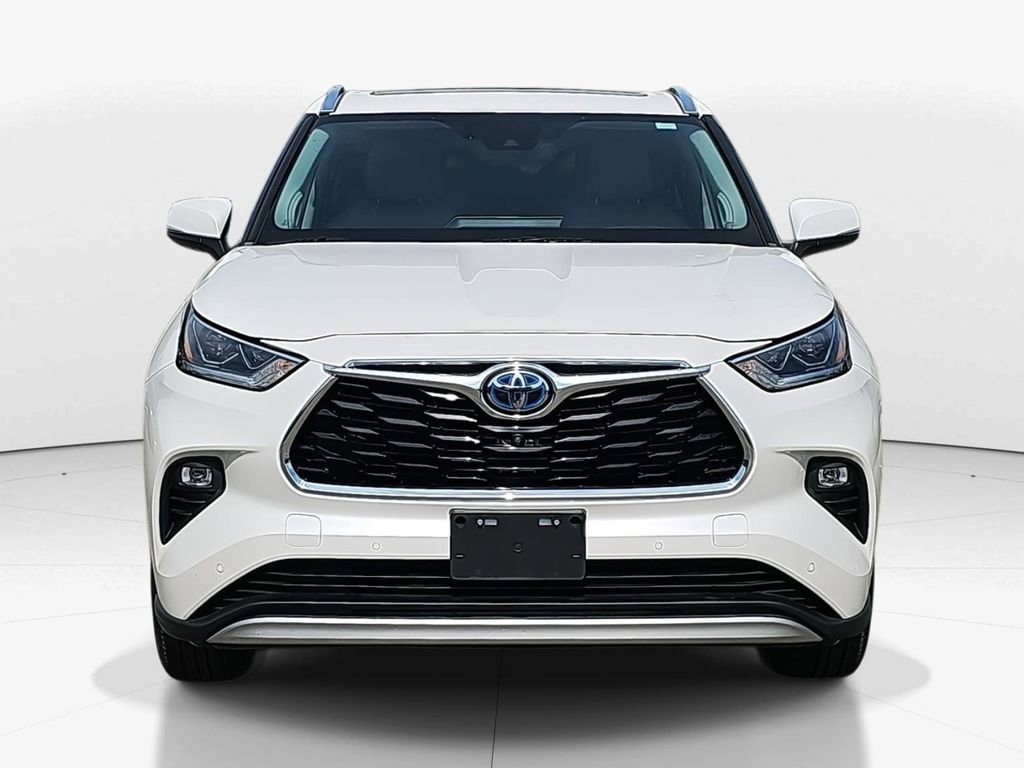 Used 2021 Toyota Highlander Platinum image 11