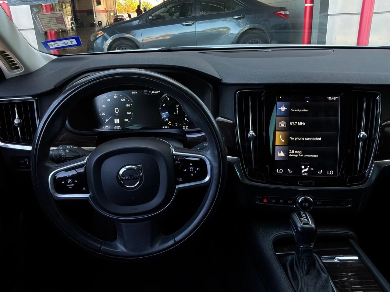 Used 2019 Volvo S90 T6 Momentum AWD/4WD image 15