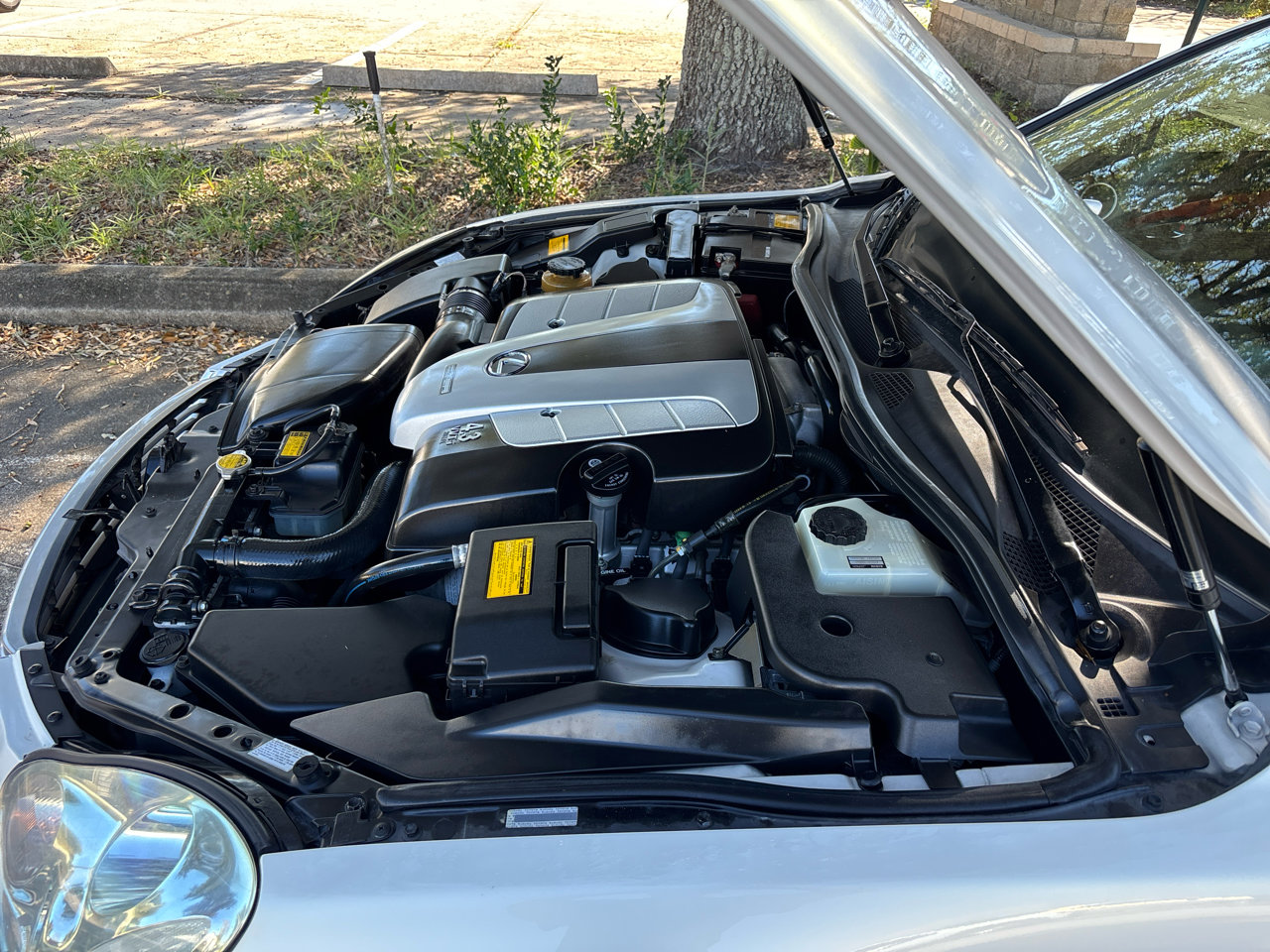 Used 2004 Lexus SC 430 Convertible image 25