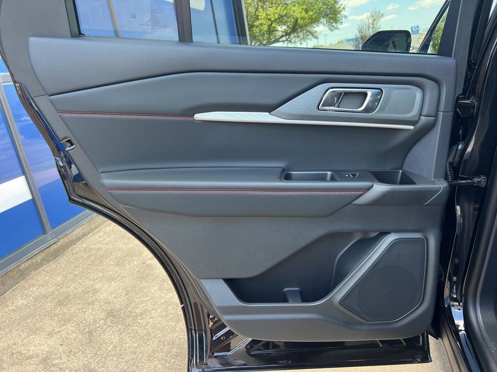 New 2026 Ford Explorer ST-Line image 10