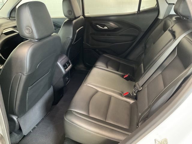 Used 2024 GMC Terrain SLT image 18
