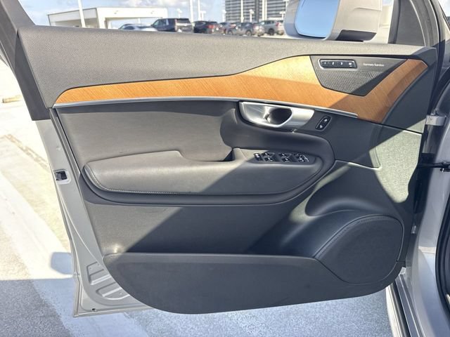 Used 2024 Volvo XC90 B5 Plus AWD/4WD image 13