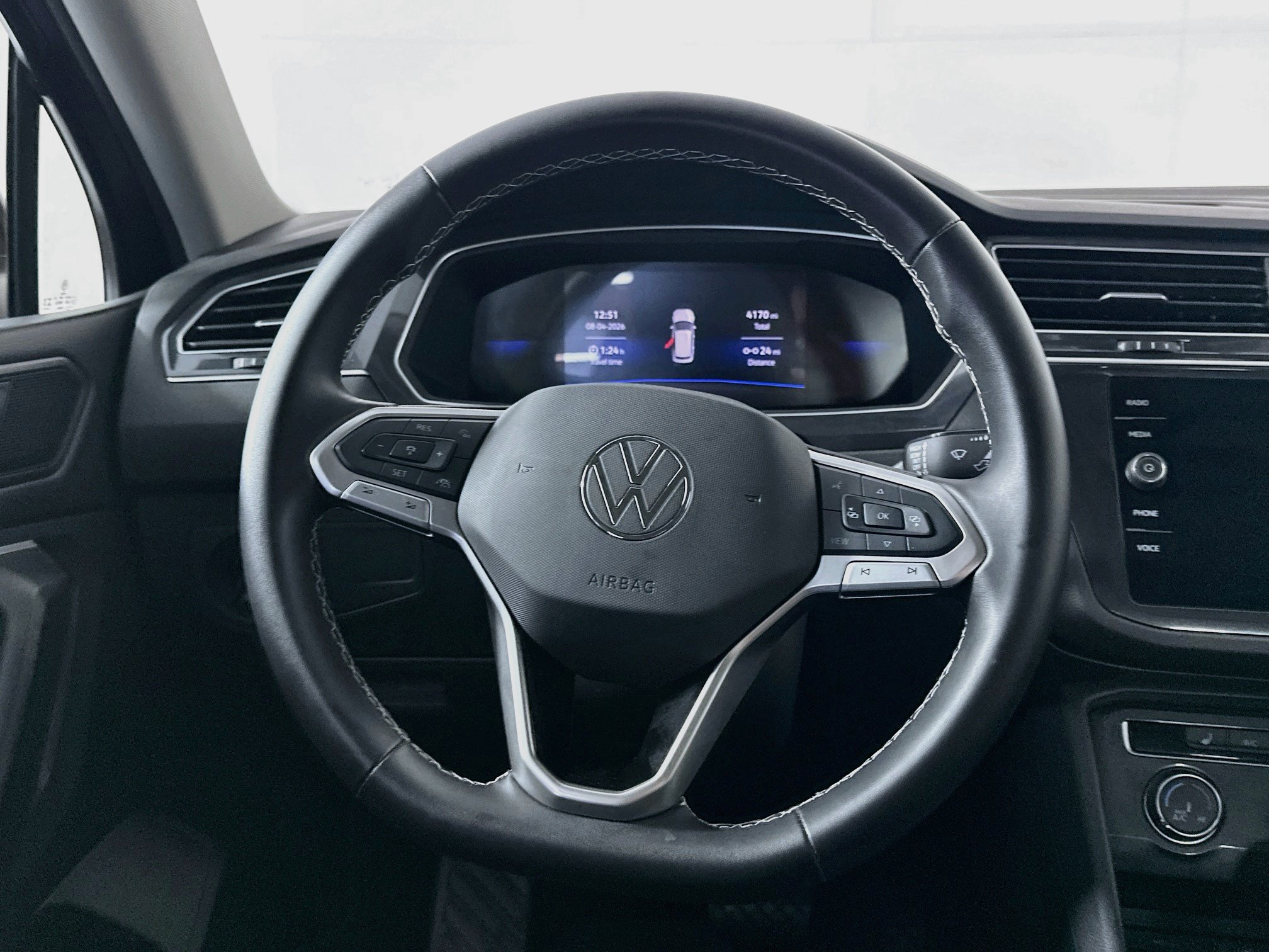 Used 2024 Volkswagen Tiguan S FWD image 17