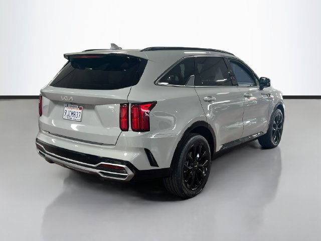 Certified 2023 Kia Sorento SX FWD image 7