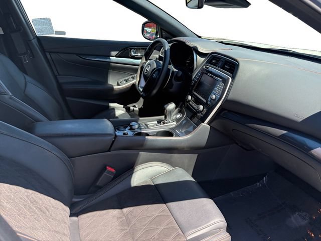 Used 2023 Nissan Maxima SR w/ Sport Mat Group FWD image 20